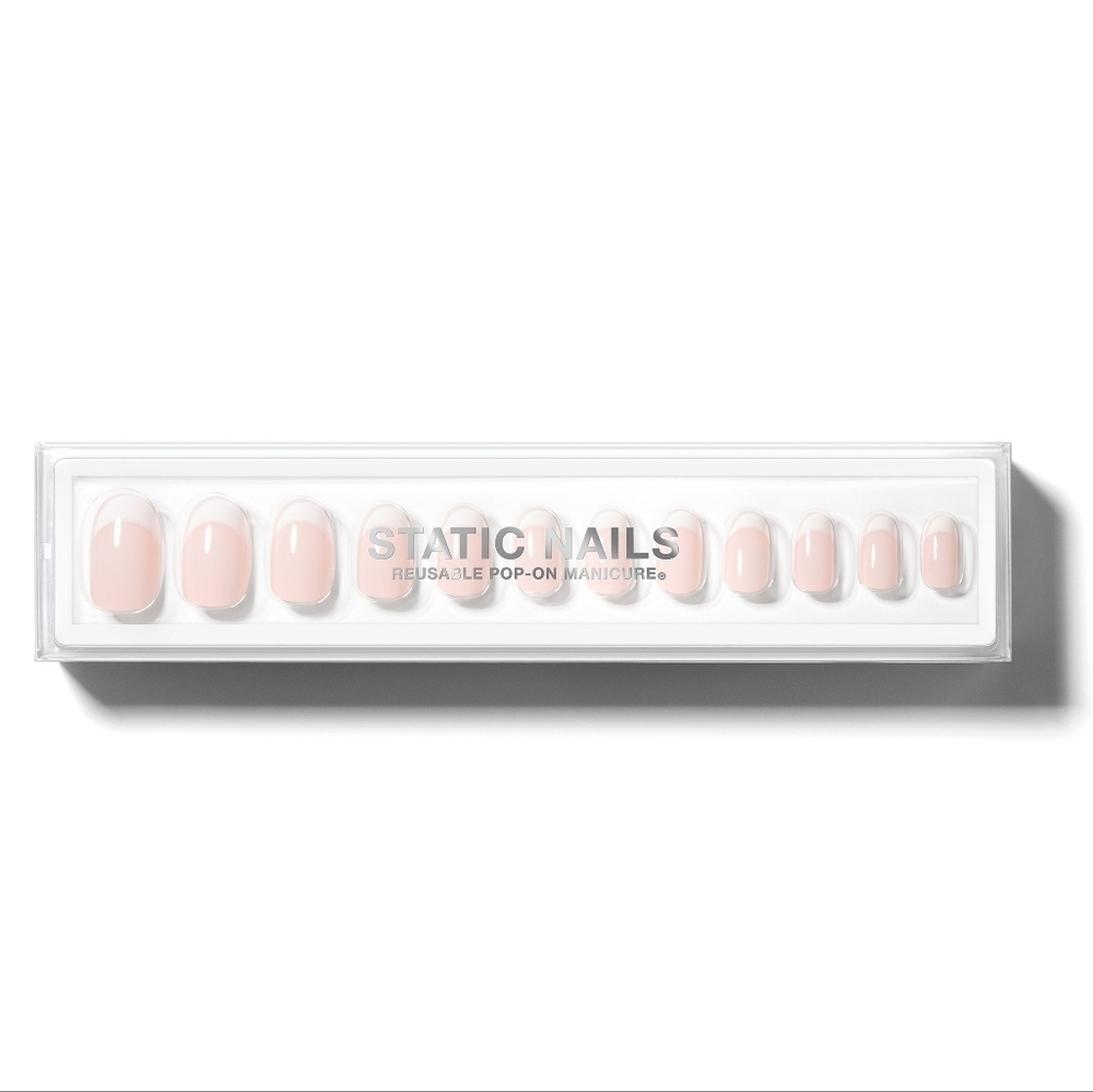 Static’s Reusable Pop-On Manicures - French 75 Round